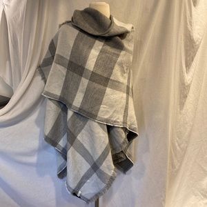 Banana Republic reversible wrap